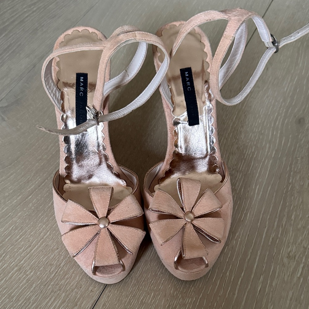 Marc Jacobs Blush Pink Suede Peep-Toe Floral Heels